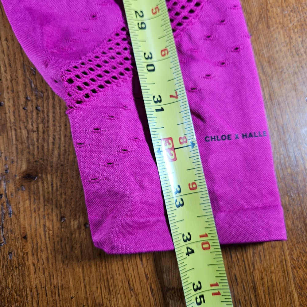 PINK Chloe x Halle High Waisted Seamless Leggings Eyelet Detail Pink Size Medium - Picture 13 of 14